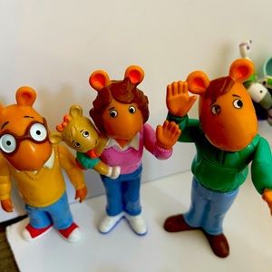 Mini collectible figure set